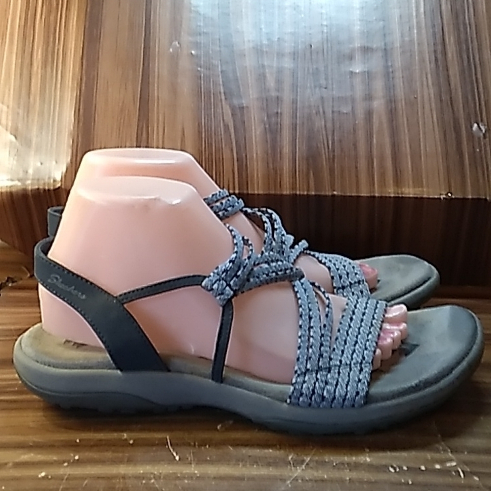 Sketchers Memory Foam Co fort sandals 10